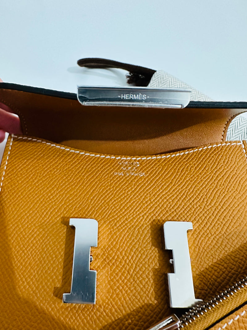 Preloved Hermes Constance Slim Wallet