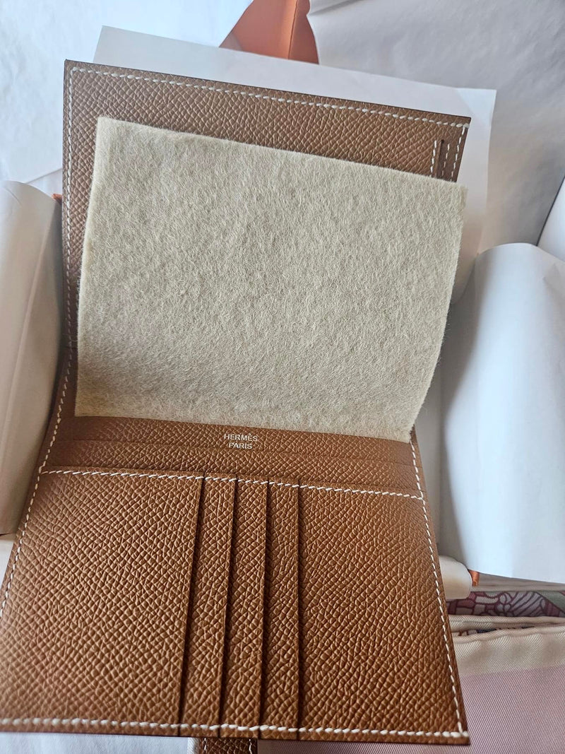 Brand New Hermes Bearn Compact Wallet Gold Platinum Hardware
