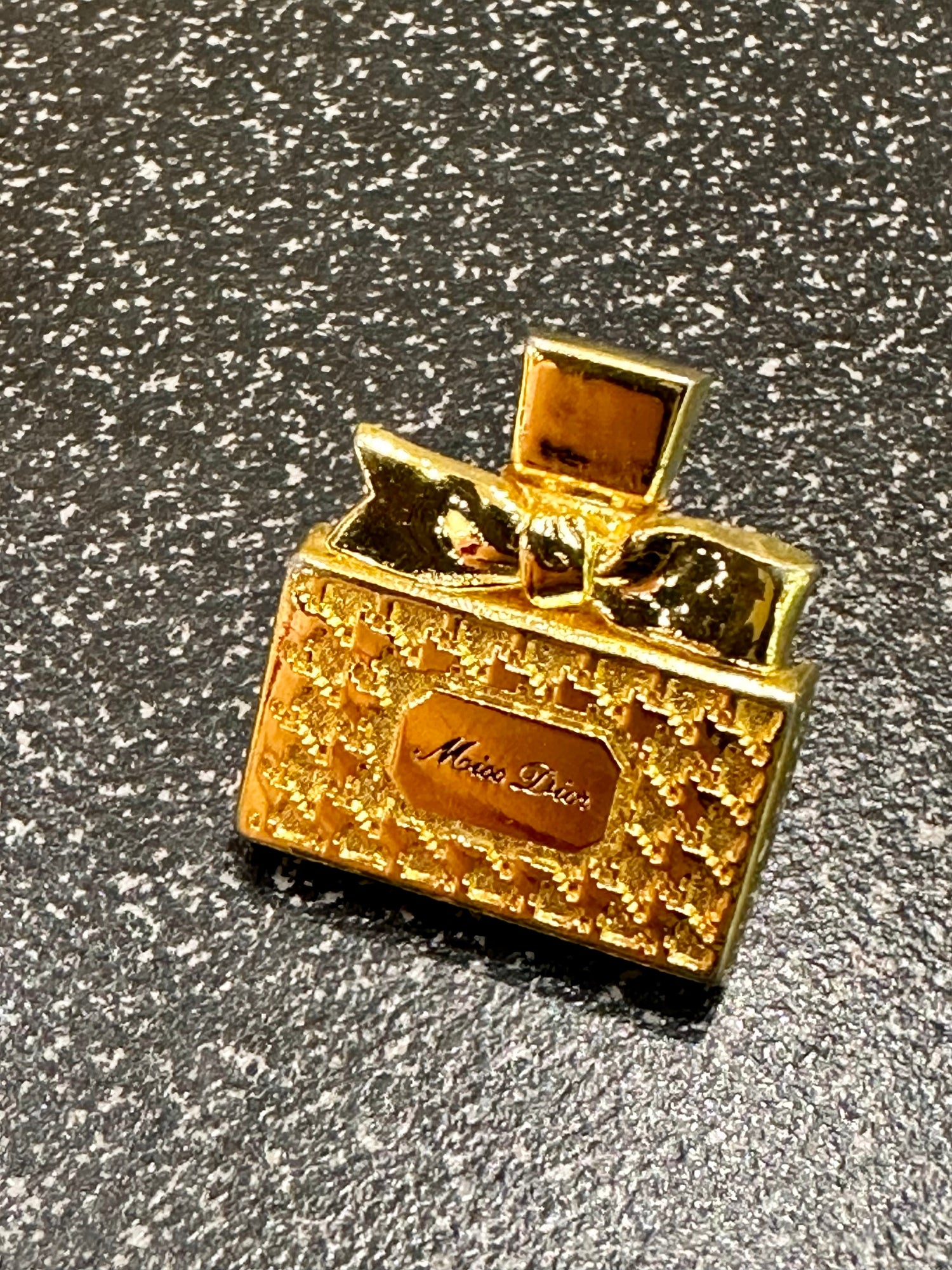 Jewellery & Accessory