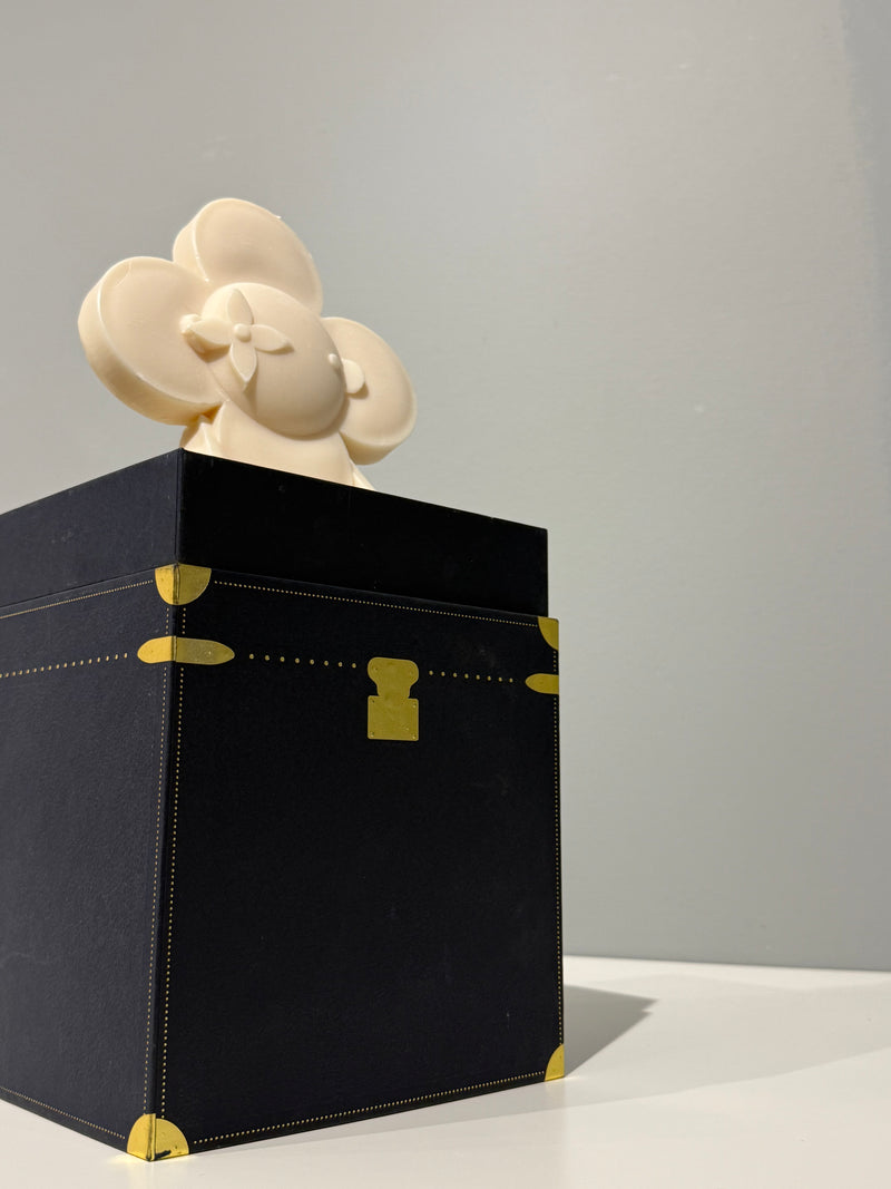 Louis Vuitton VIP Holiday Gift Vivienne Candle