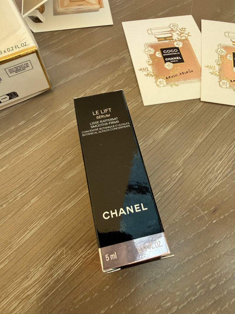 Chanel Coco Mademoiselle Eau De Parfum Purse Spray Limited Edition