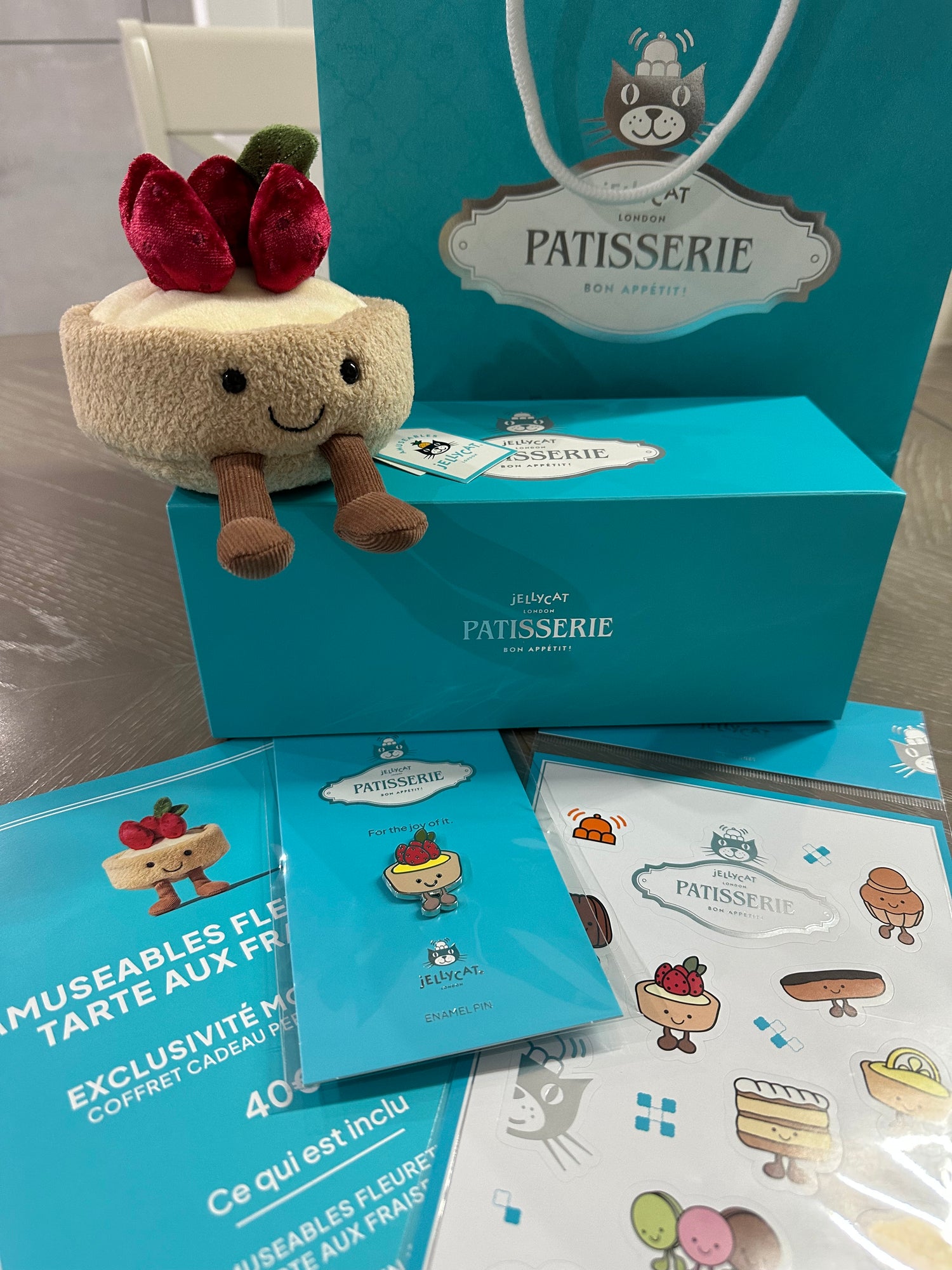 Jellycat Paris Special Strawberry Tart