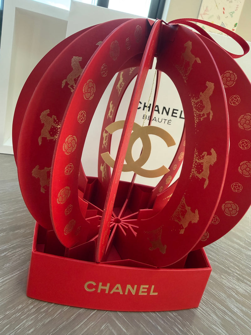 CHANEL BEAUTÉ Lunar New Year Decorative Ornament