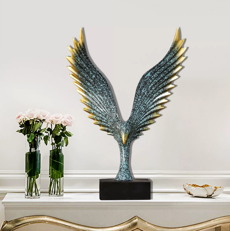 Spreading Wings Eagle Resin Statue Home Ornament