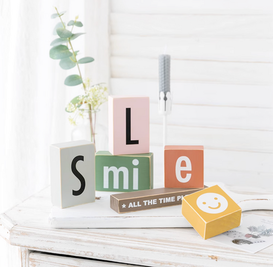 Wooden Charming Letter Decor Family Smile Ornament