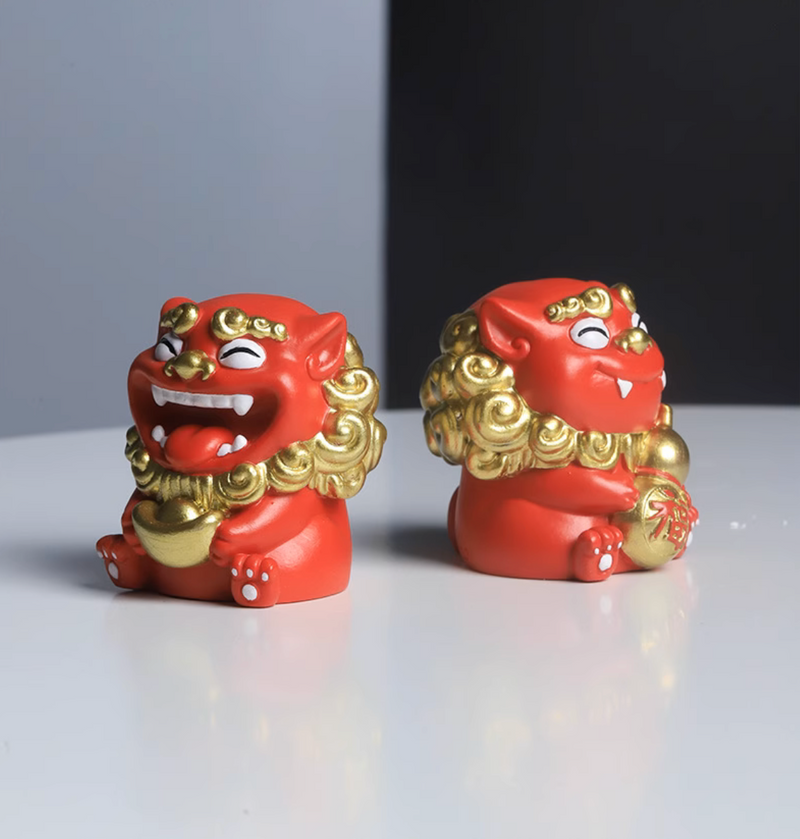 Feng Shui Ornaments A Pair of Lions Statues Resin Guardian Asian Decor