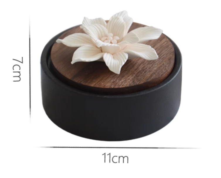 Home Fragrance Diffuser in Acacia Wood Spreading Aroma Diffuser